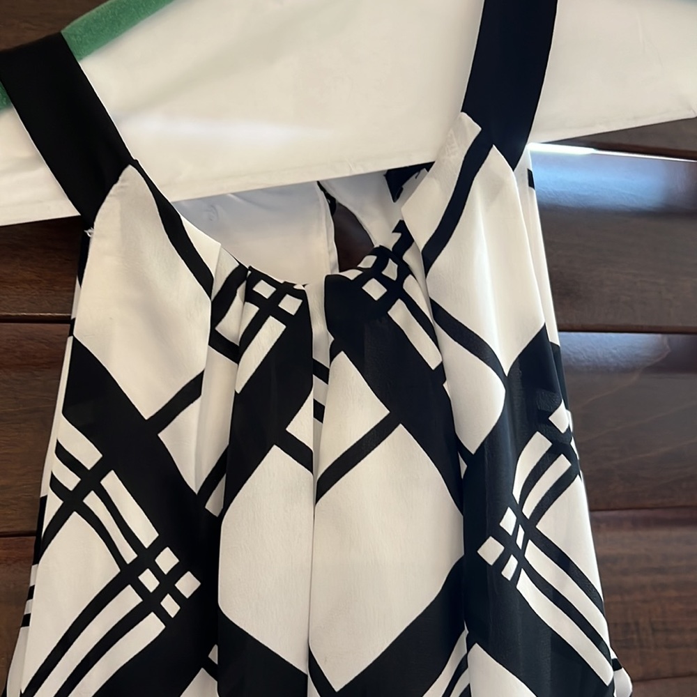 WHBM-Graphic Shell Top - Picture 3 of 6